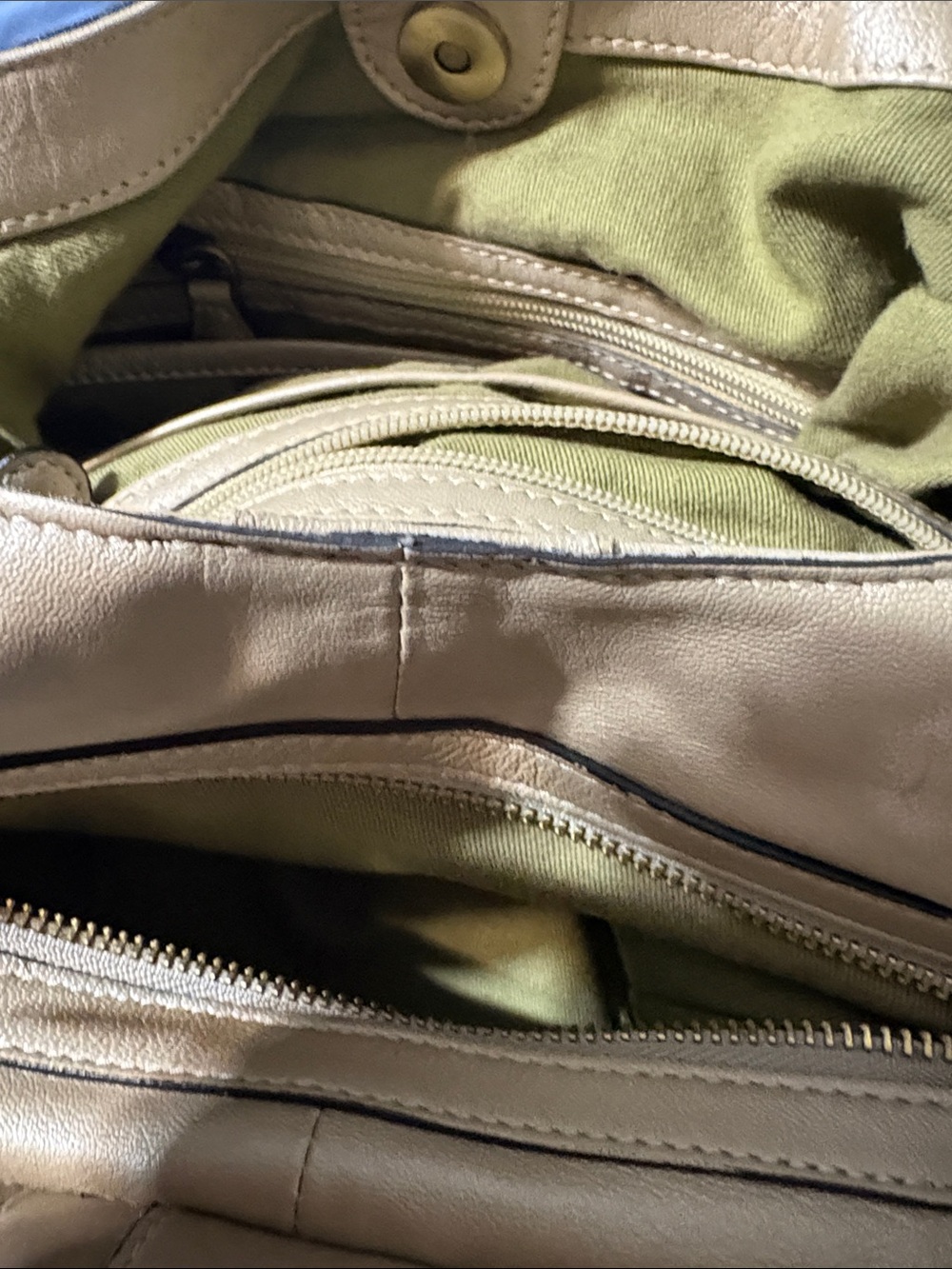 Leather Floral-Embossed Shoulder Bag in Cream by Firenze Bella. All leather.Used - Picture 9 of 16